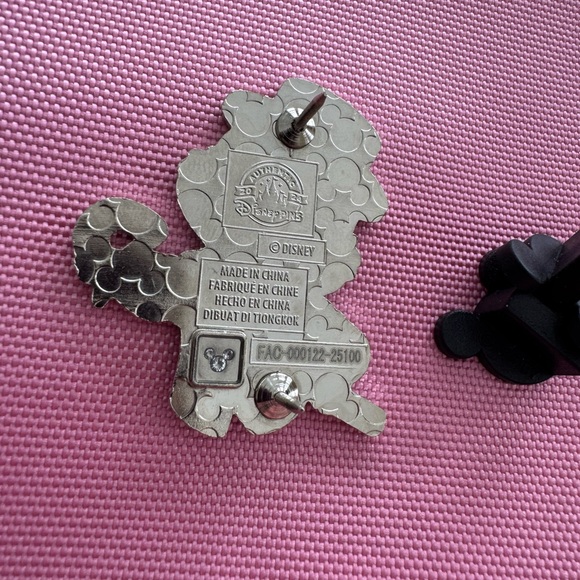 Disney Dapper Dale Pin - Picture 2 of 2